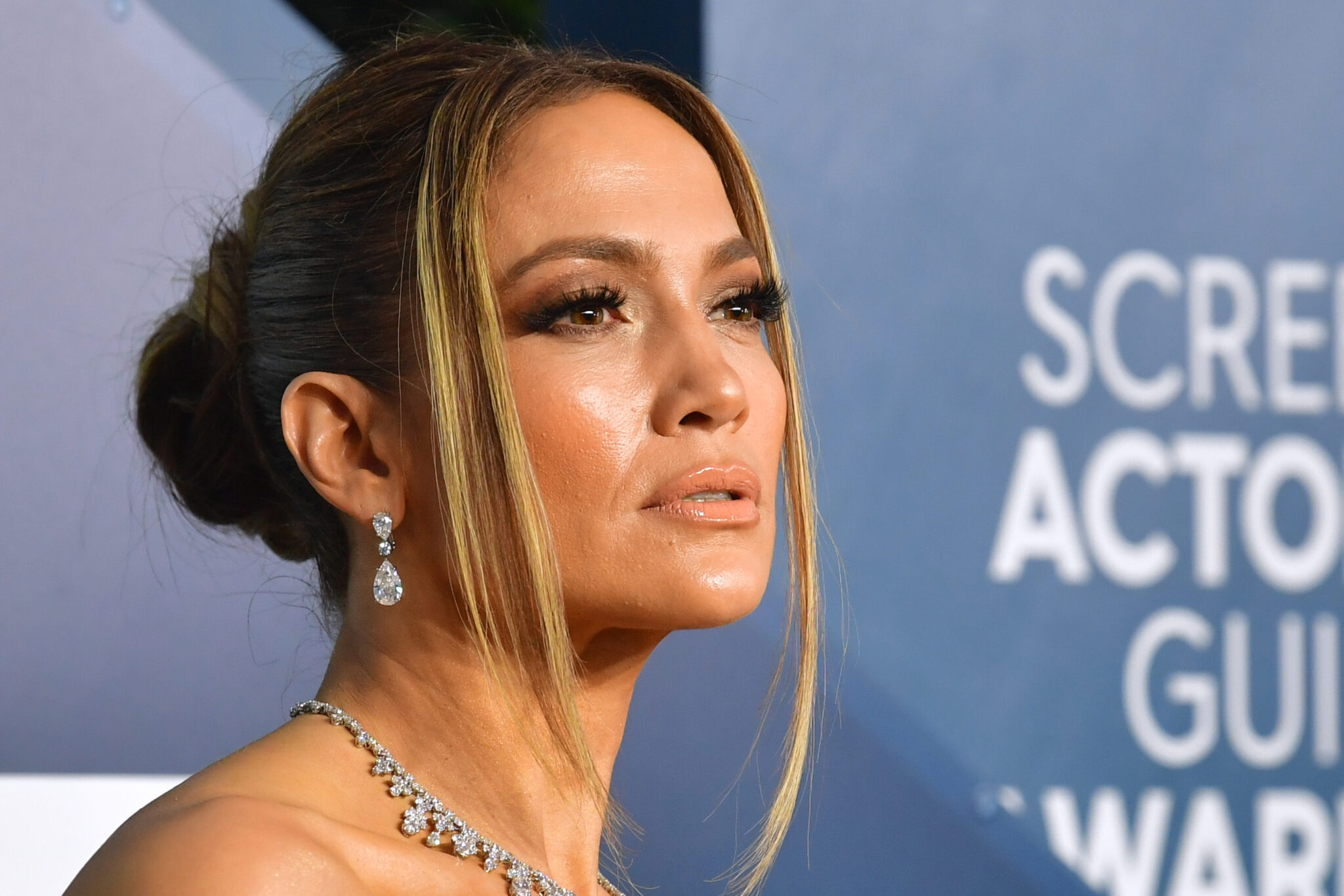 Face wine Jennifer Lopez huid