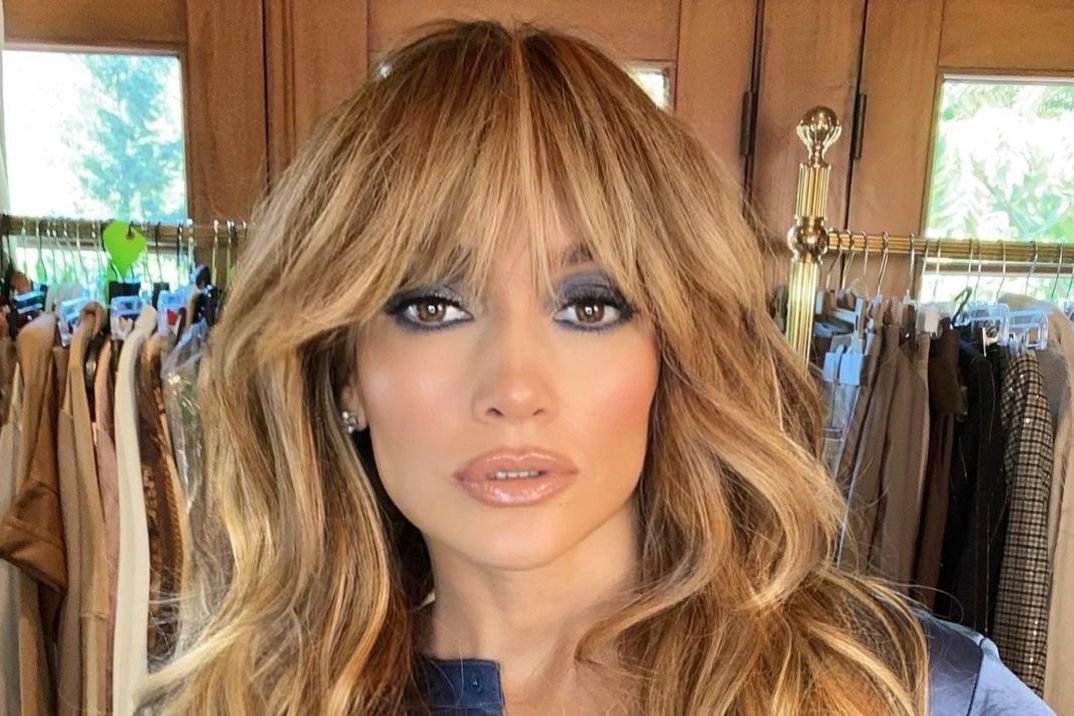 Jennifer Lopez deelt een selfie vanuit bad met Trollskapsel