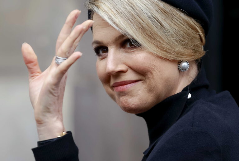 koningin máxima dodenherdenking kledingkeuze