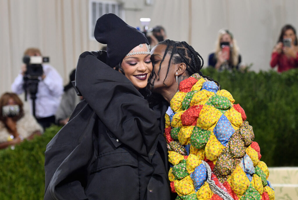 rihanna a$ap rocky sterrenbeelden zwangerschapsgeruchten zwanger