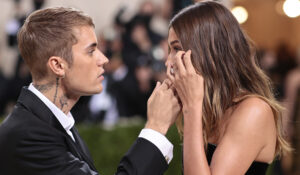 hailey bieber met gala