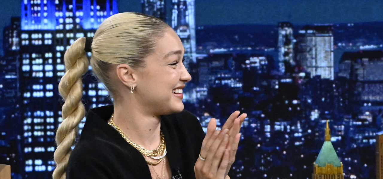 Gigi Hadid viral gedraaide staart