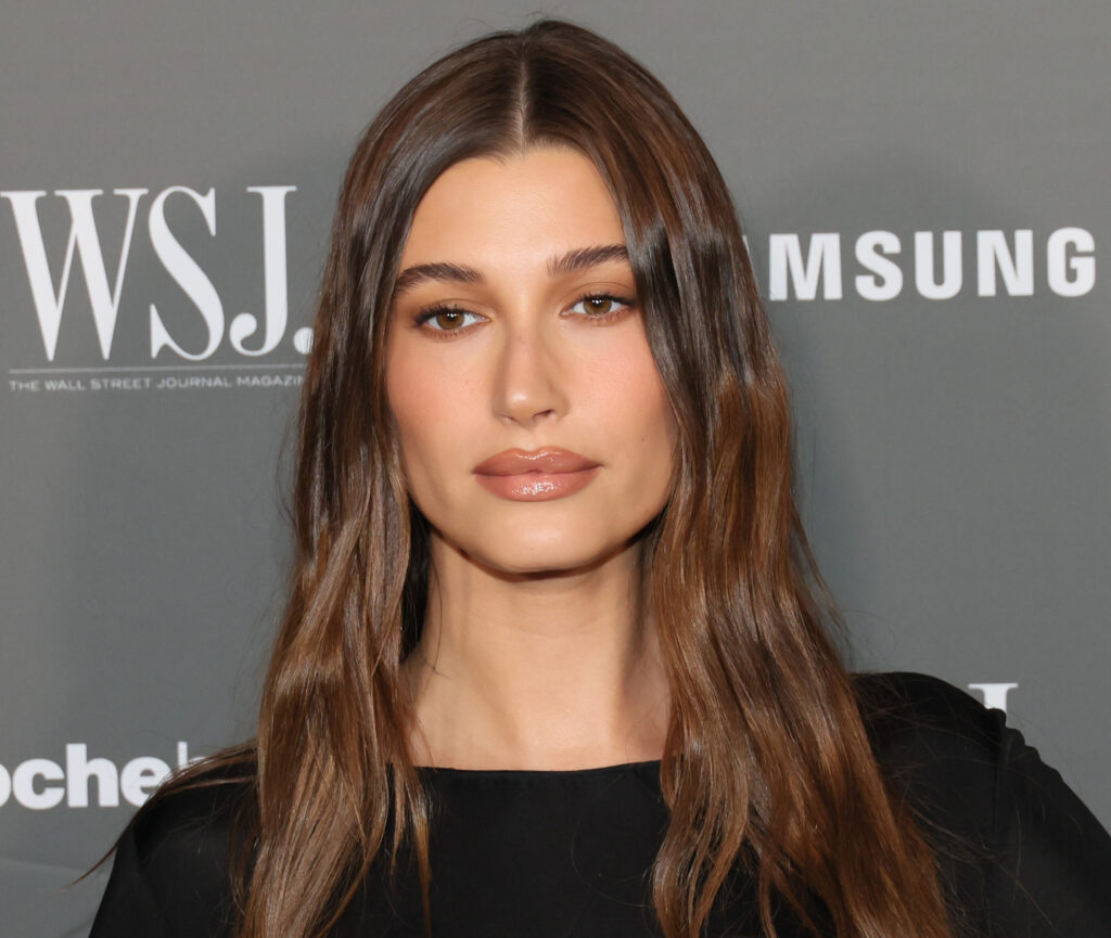 mary phillips make-up hailey bieber