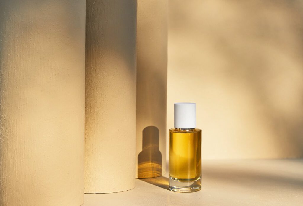 Dit kan parfum voor je hormonale balans betekenen