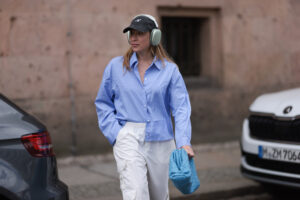 Cozy Cardio airpods max vrouw