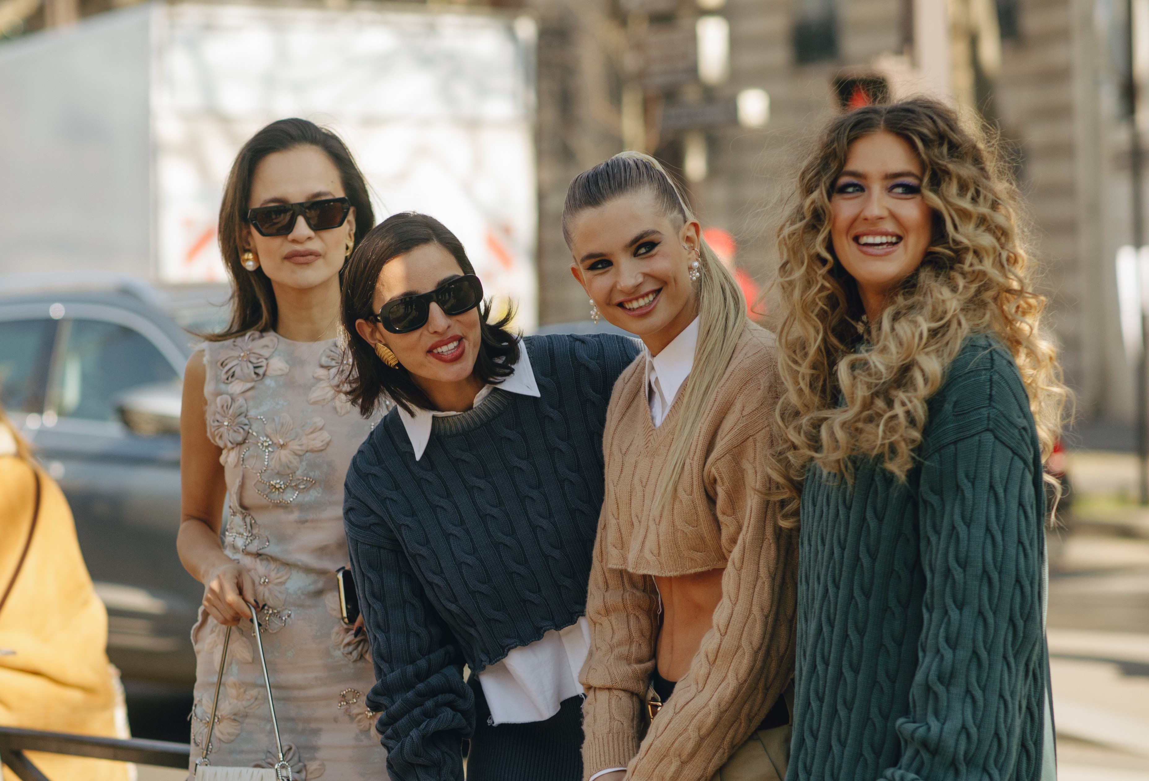 meisje-meisje zijn wat houdt dat in