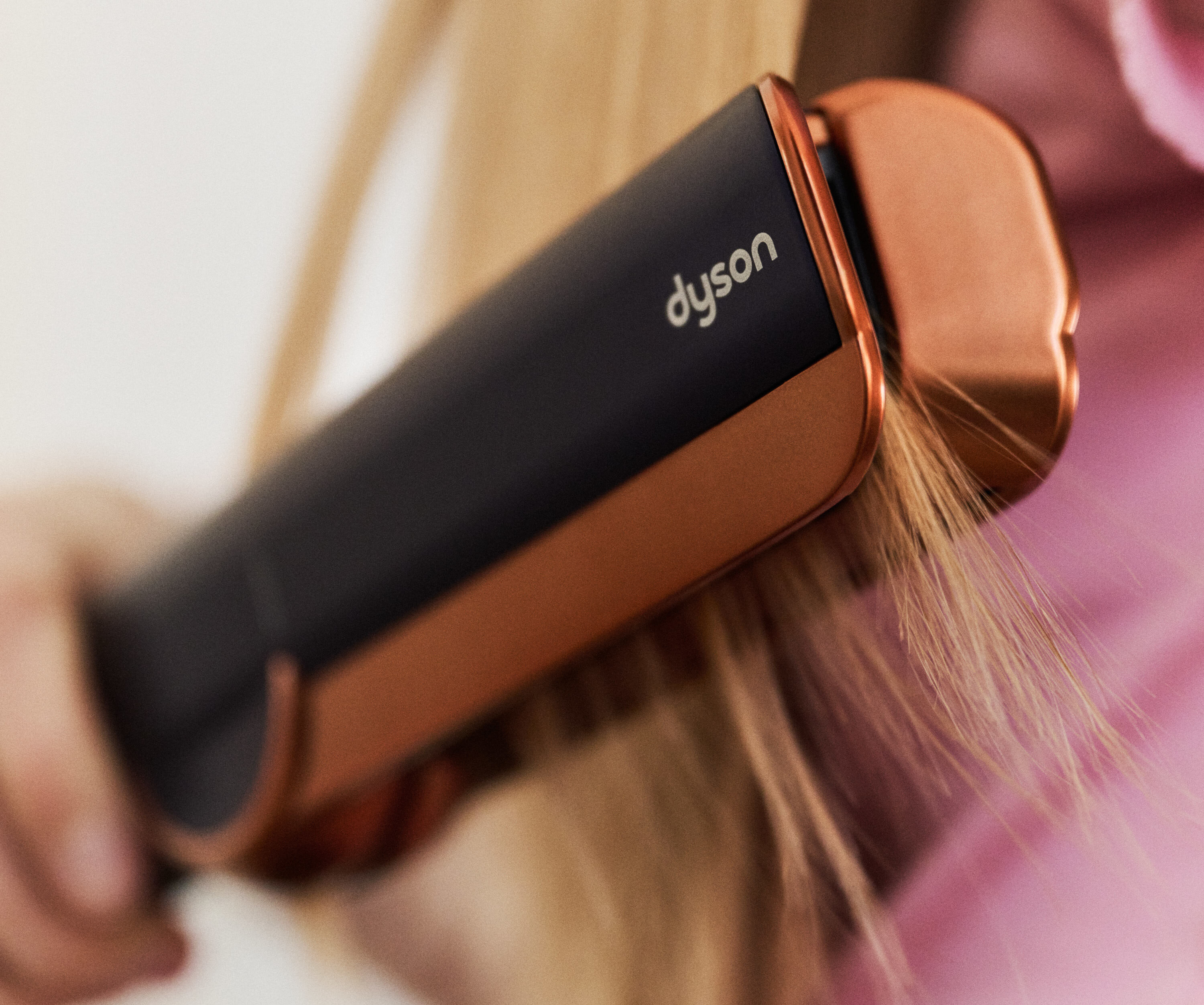 Dyson Airstrait