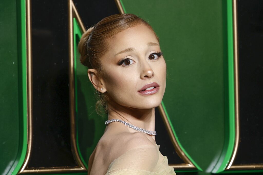 Ariana Grande The Voice
