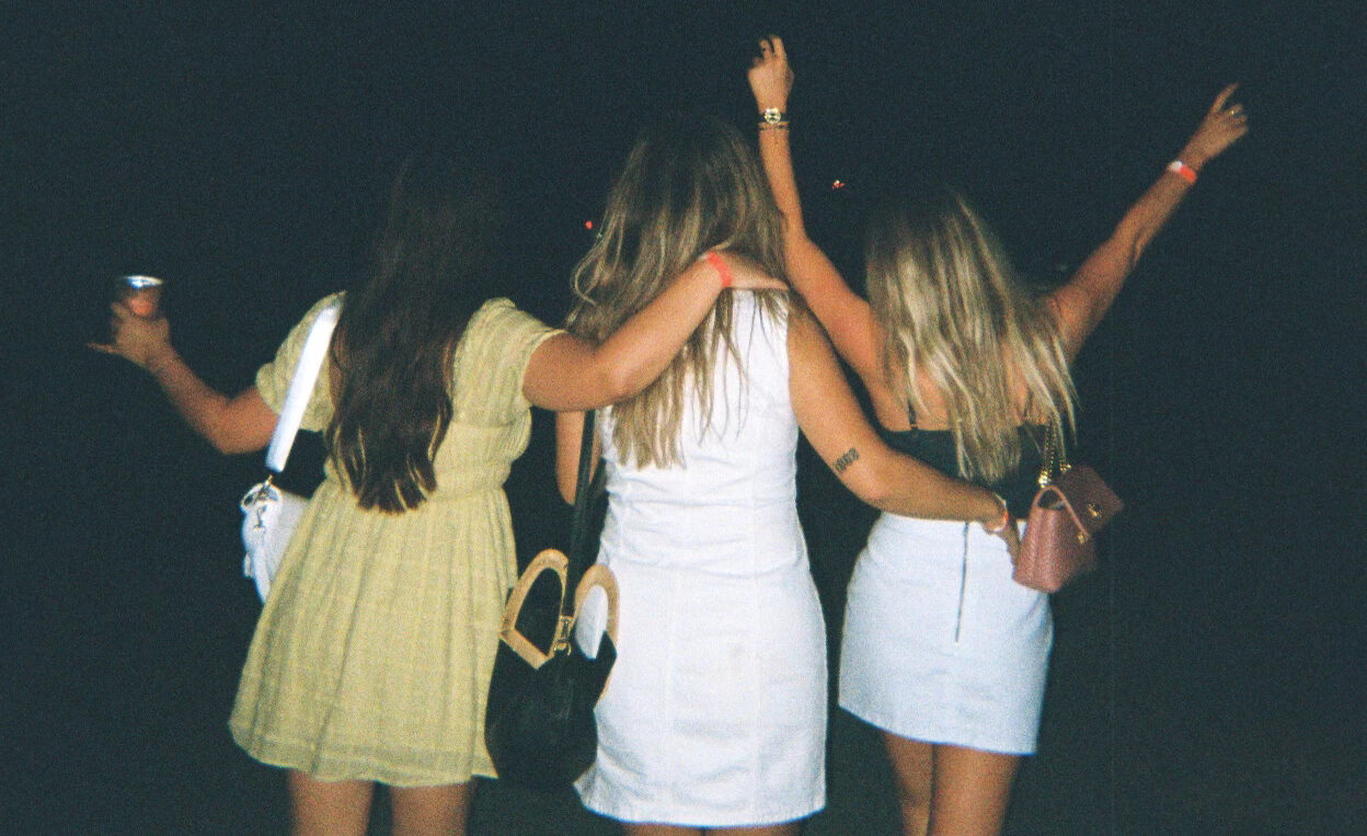 vrienden maken in nieuwe stad