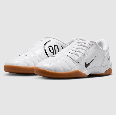 Nike Total 90