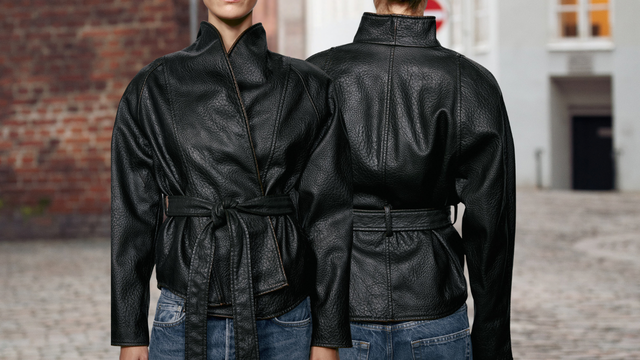Deze getailleerde Zara-jas geeft de look van echt leer voor een fractie van de prijs